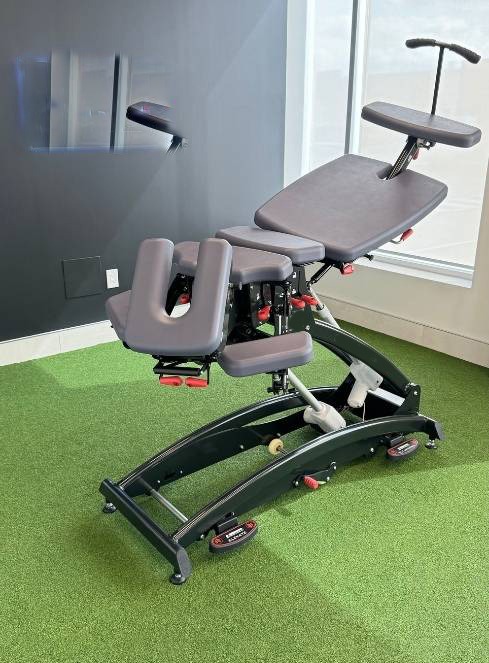 Nexus ChiroFlex-925 Manipulation Couch